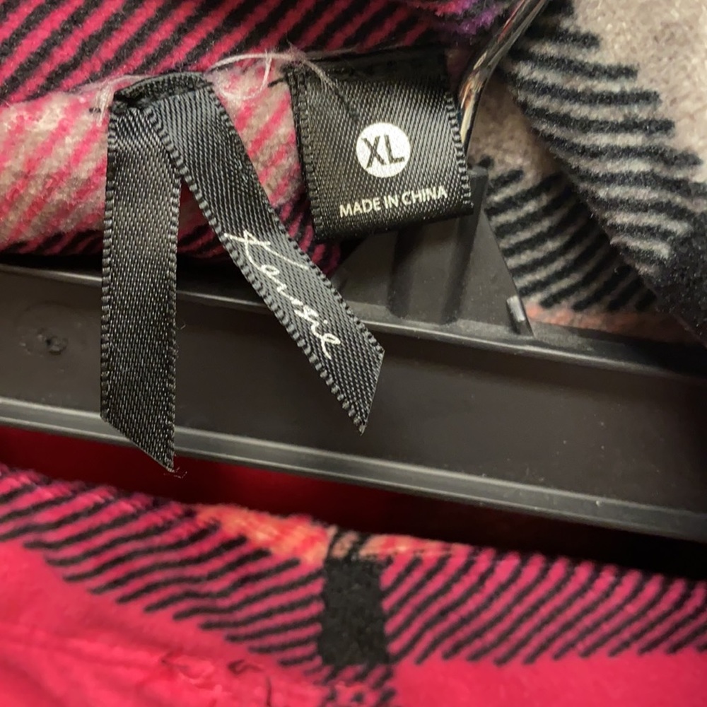 Kensie Women’s pajama set. XL  Excellent condition! - Picture 2 of 10